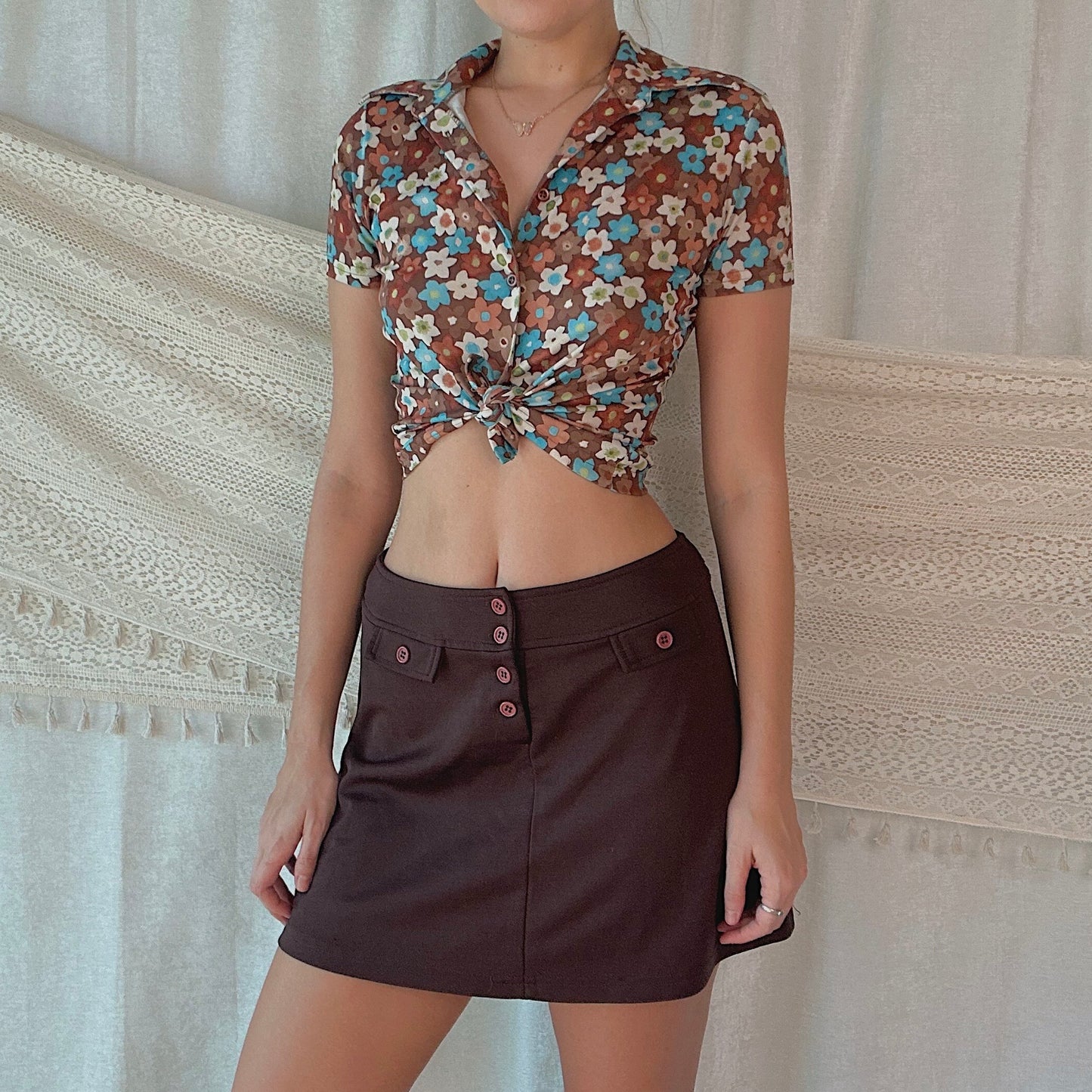 Y2K does 70's Brown Floral Blouse / SZ M