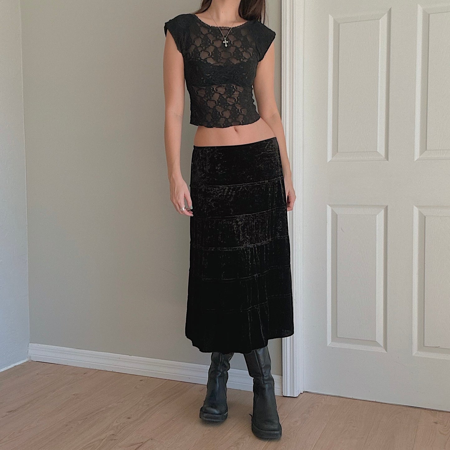 Y2K Black Velvet Tiered Midi Skirt / SZ M