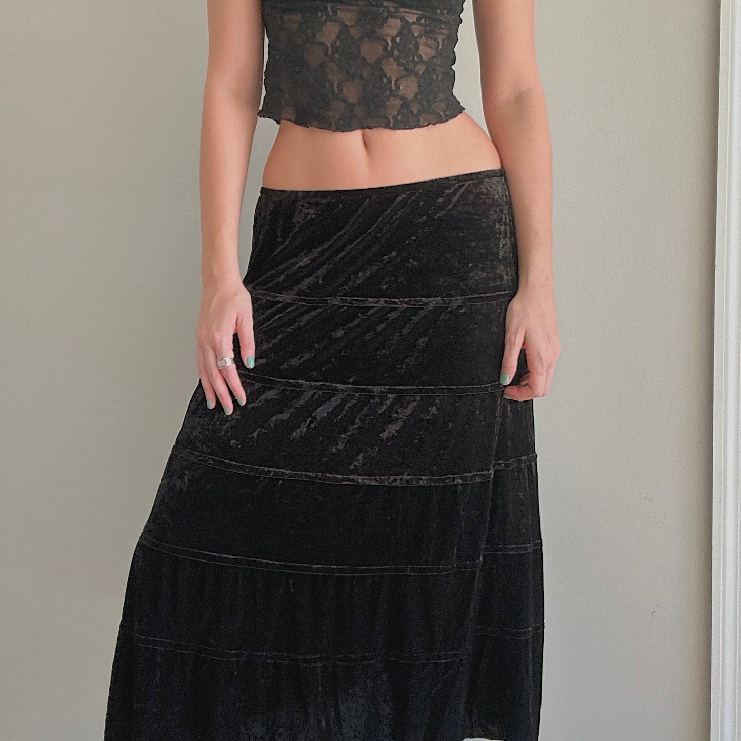 Y2K Black Velvet Tiered Midi Skirt / SZ M