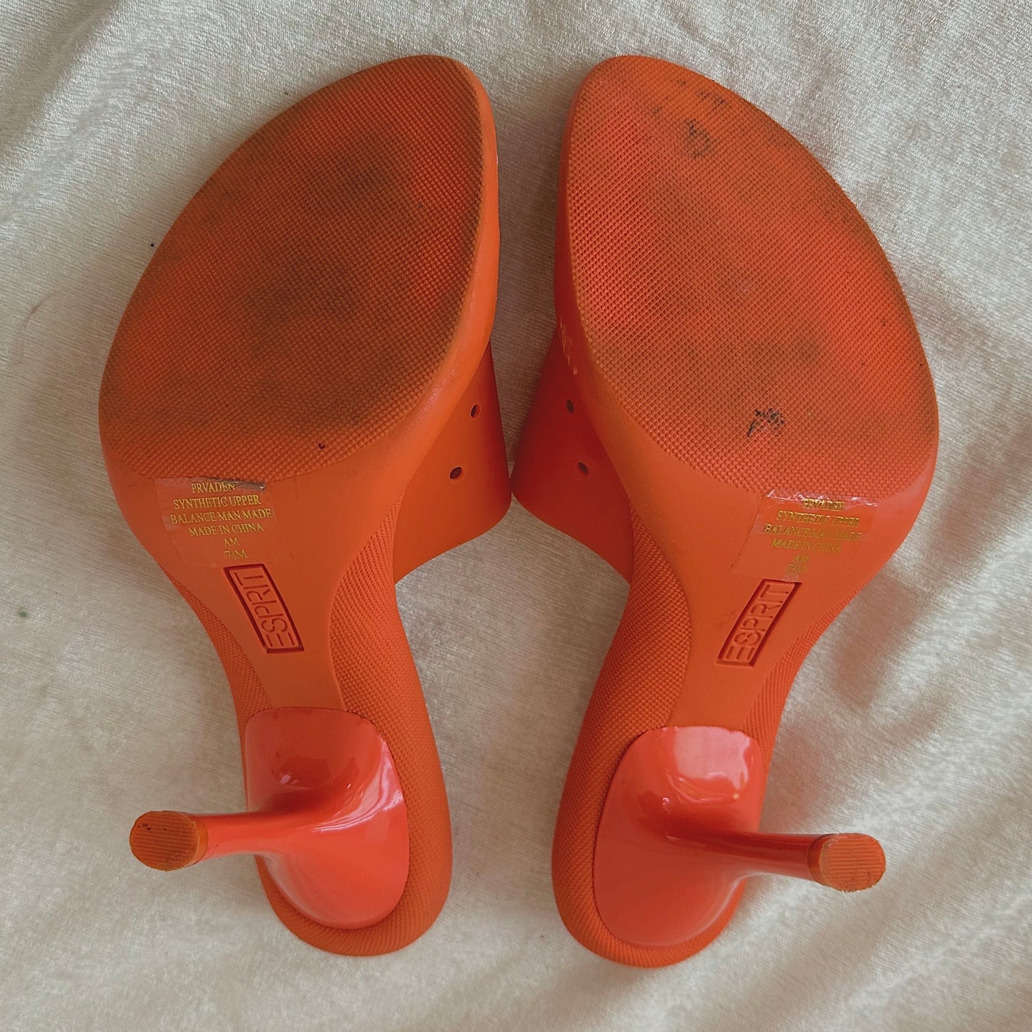 Y2K Esprit Orange Rubber Heels / SZ 7.5