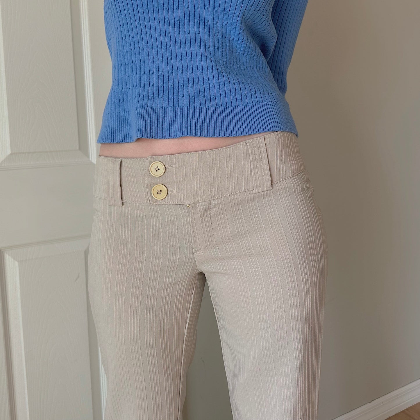 Y2K Beige Pinstripe Low Rise Pants / SZ 6