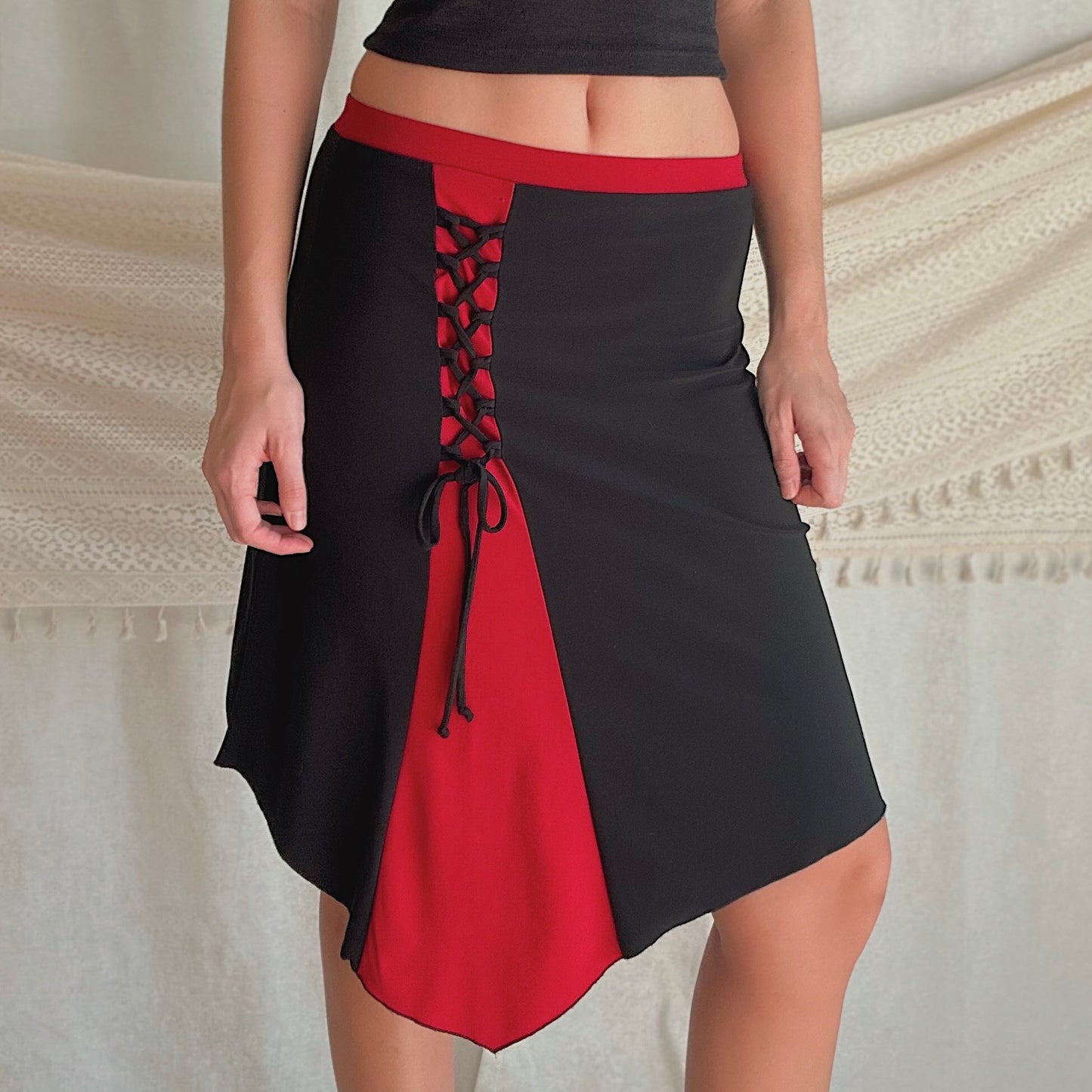 Y2K Black & Red Lace Up Midi Skirt / SZ S