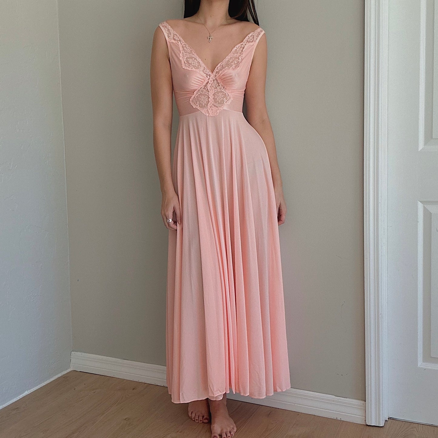 80's Olga Pink Lace Nightgown / SZ S