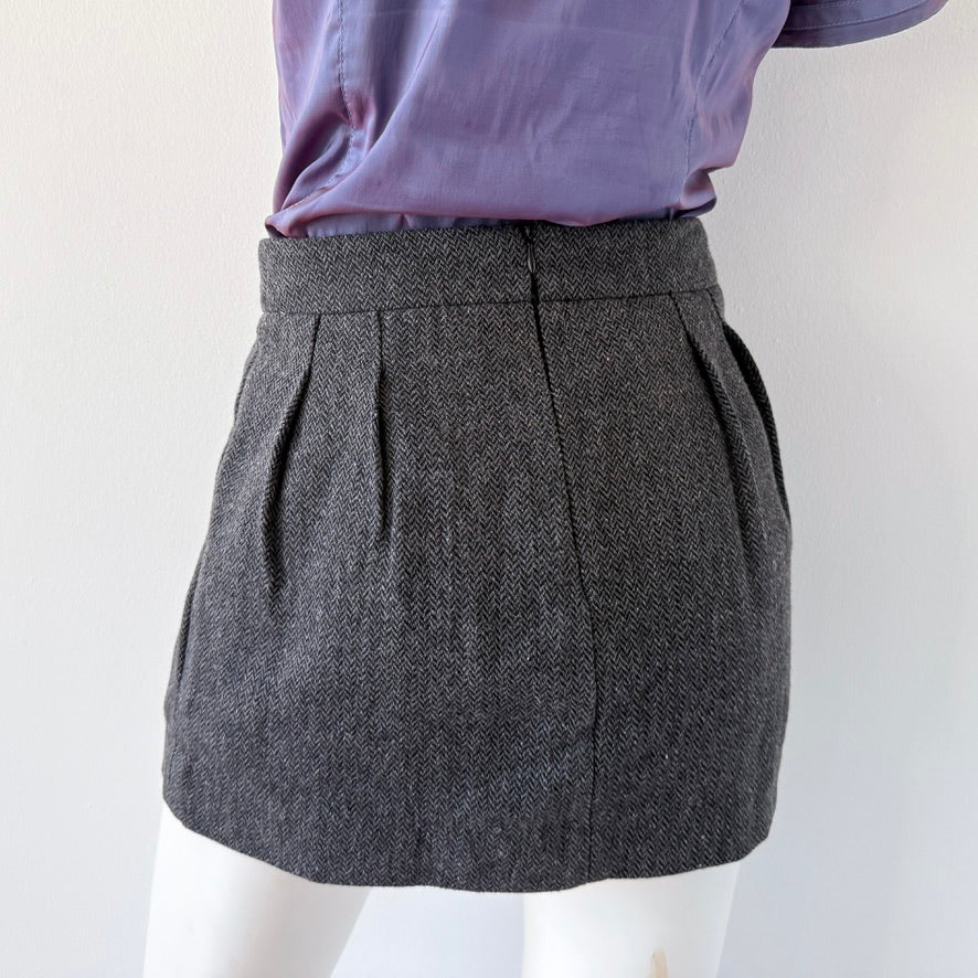 2010's Grey Herringbone Mini Skirt / SZ XS