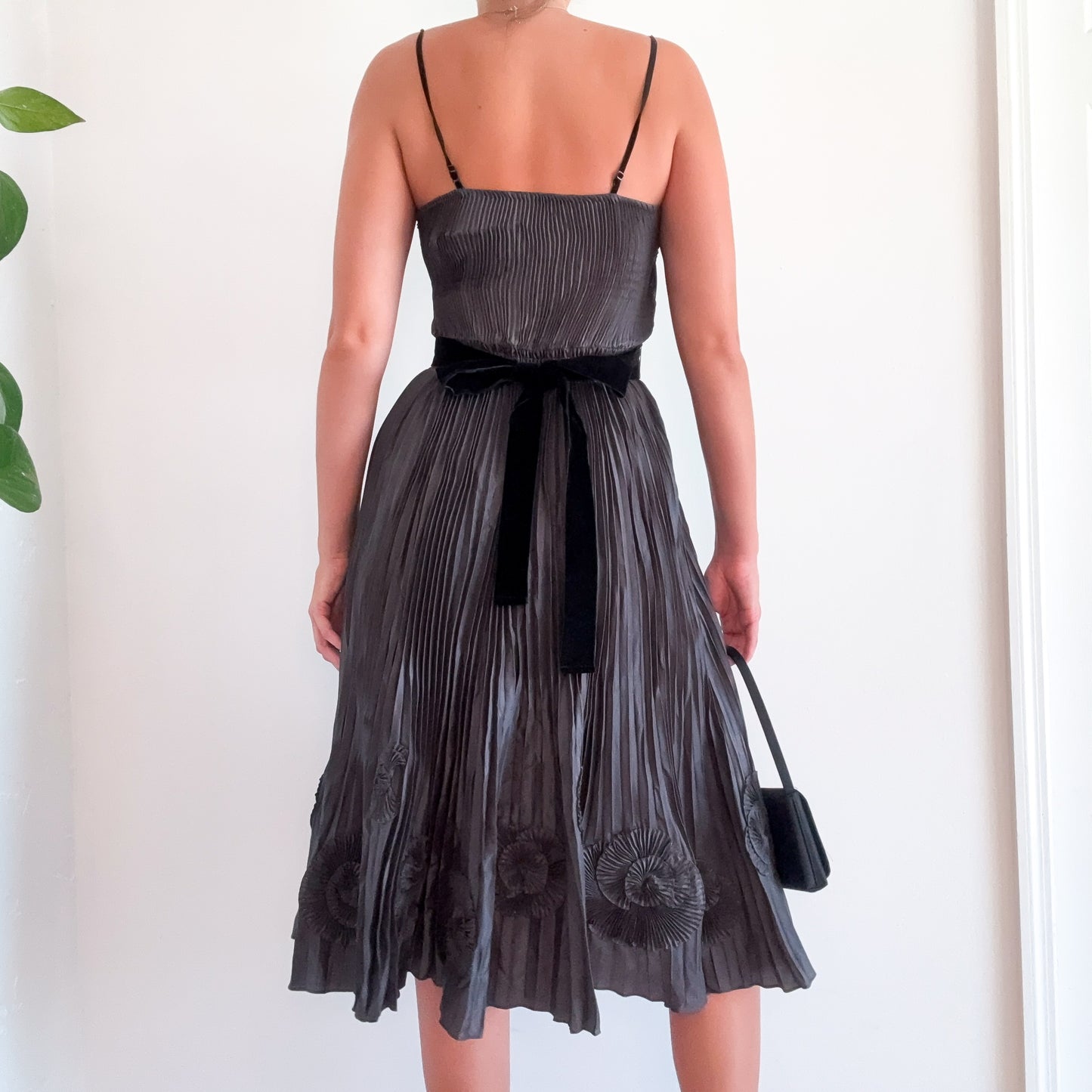 Y2K Grey Pleated Rosette Midi Dress / SZ S/M