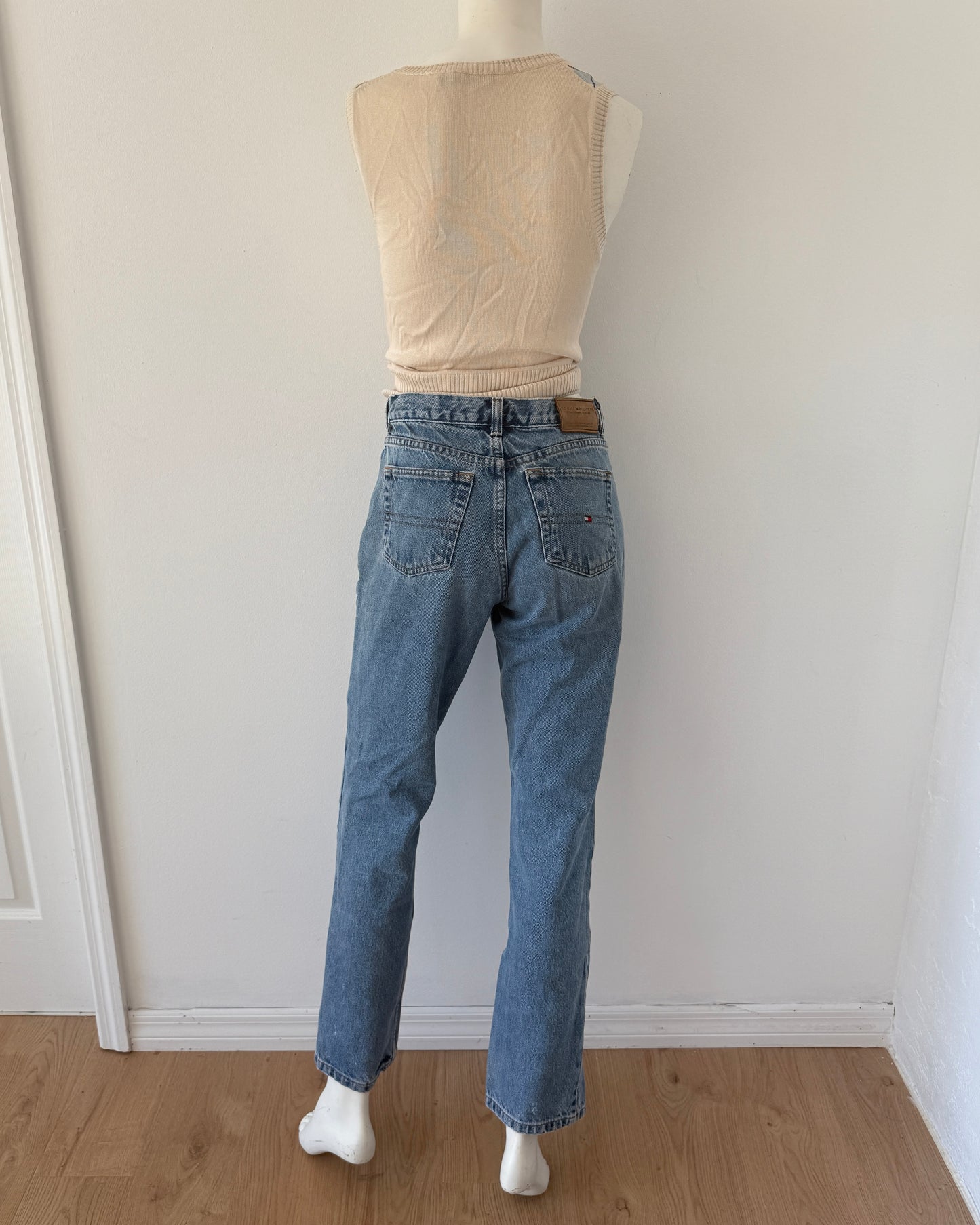 90's Tommy Hilfiger Denim Jeans / SZ 4