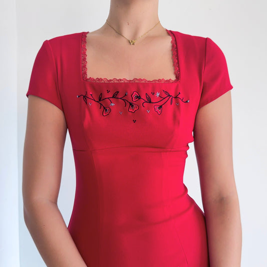 90's Red Embroidered Mini Dress / SZ 6