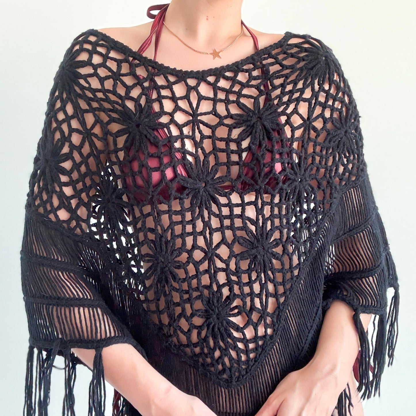 Y2K Black Knitted Fringe Poncho / One Size