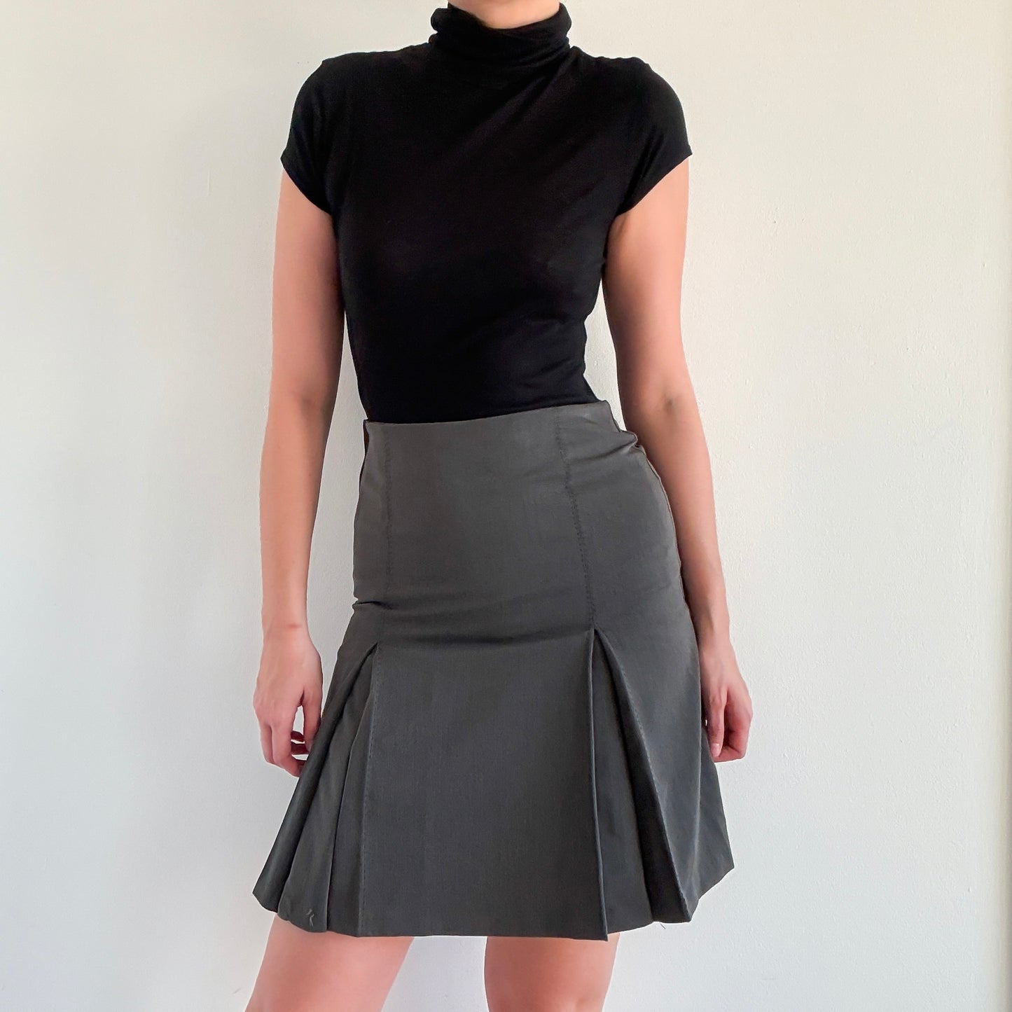 Y2K Grey Pleated Work Midi Skirt / SZ 4/6