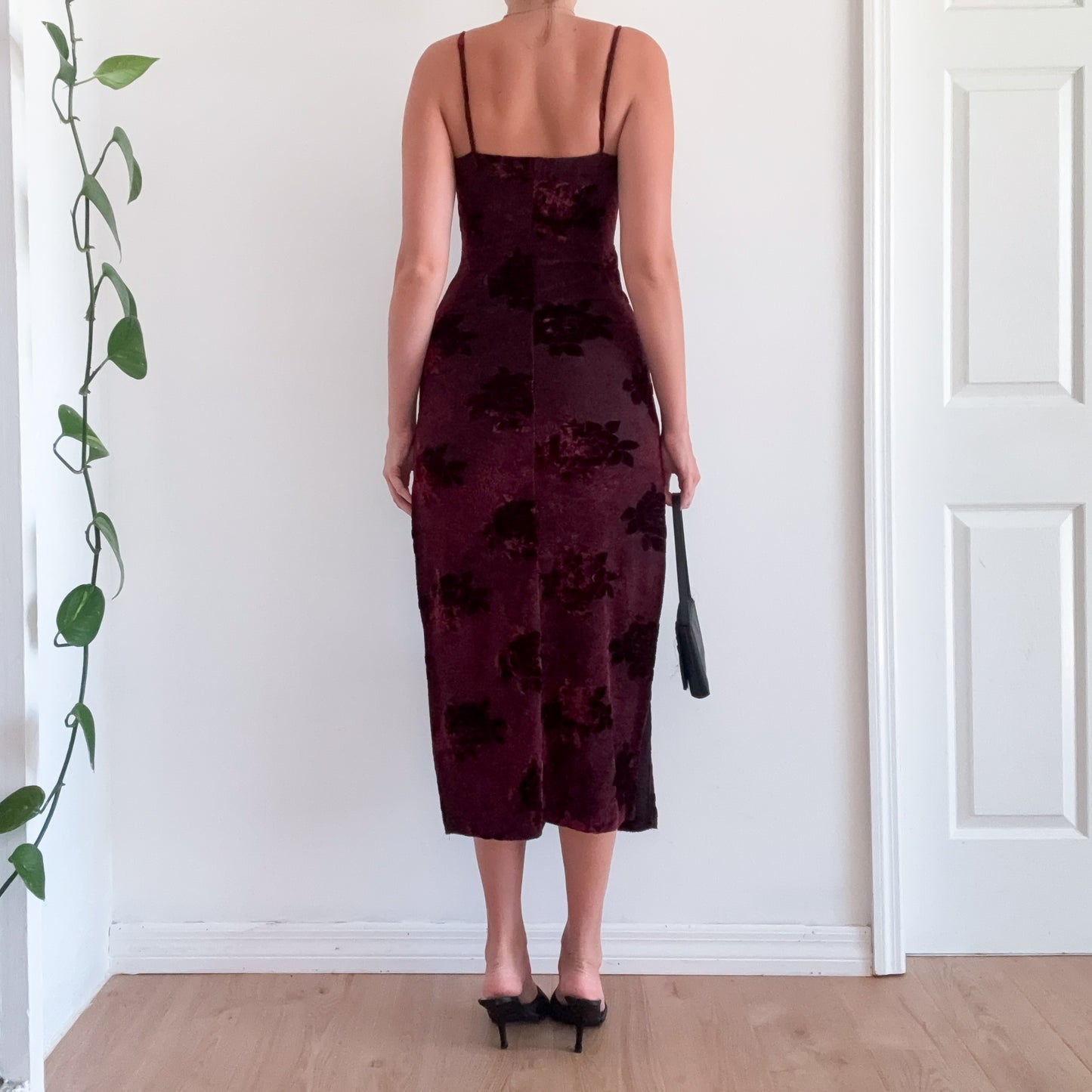90's Maroon Velvet Floral Maxi Dress / SZ M
