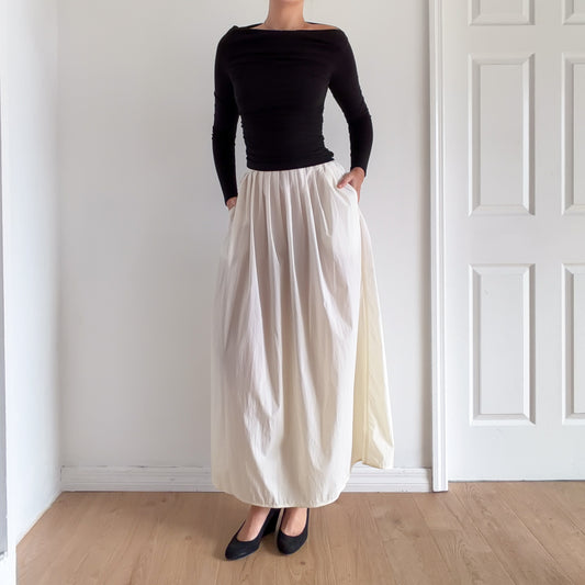 80's Cream Nylon Pleated Maxi Skirt / SZ 4