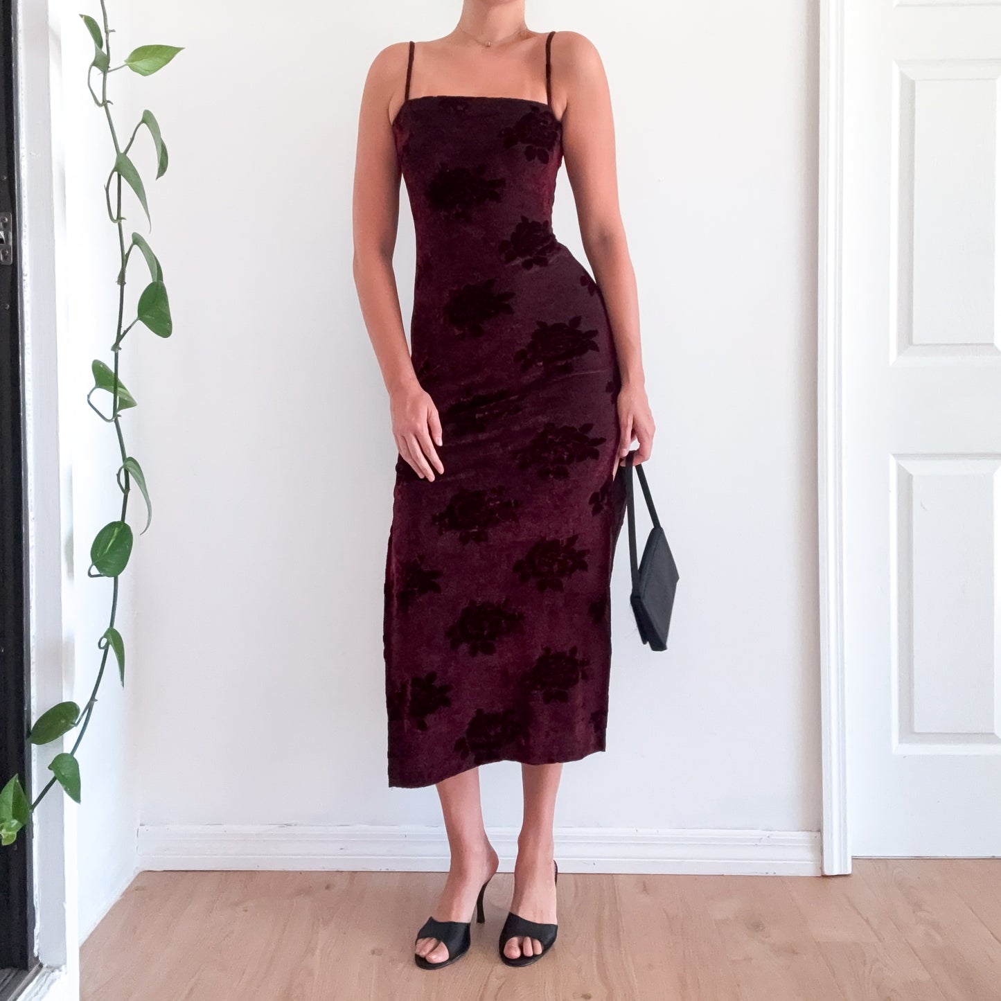90's Maroon Velvet Floral Maxi Dress / SZ M