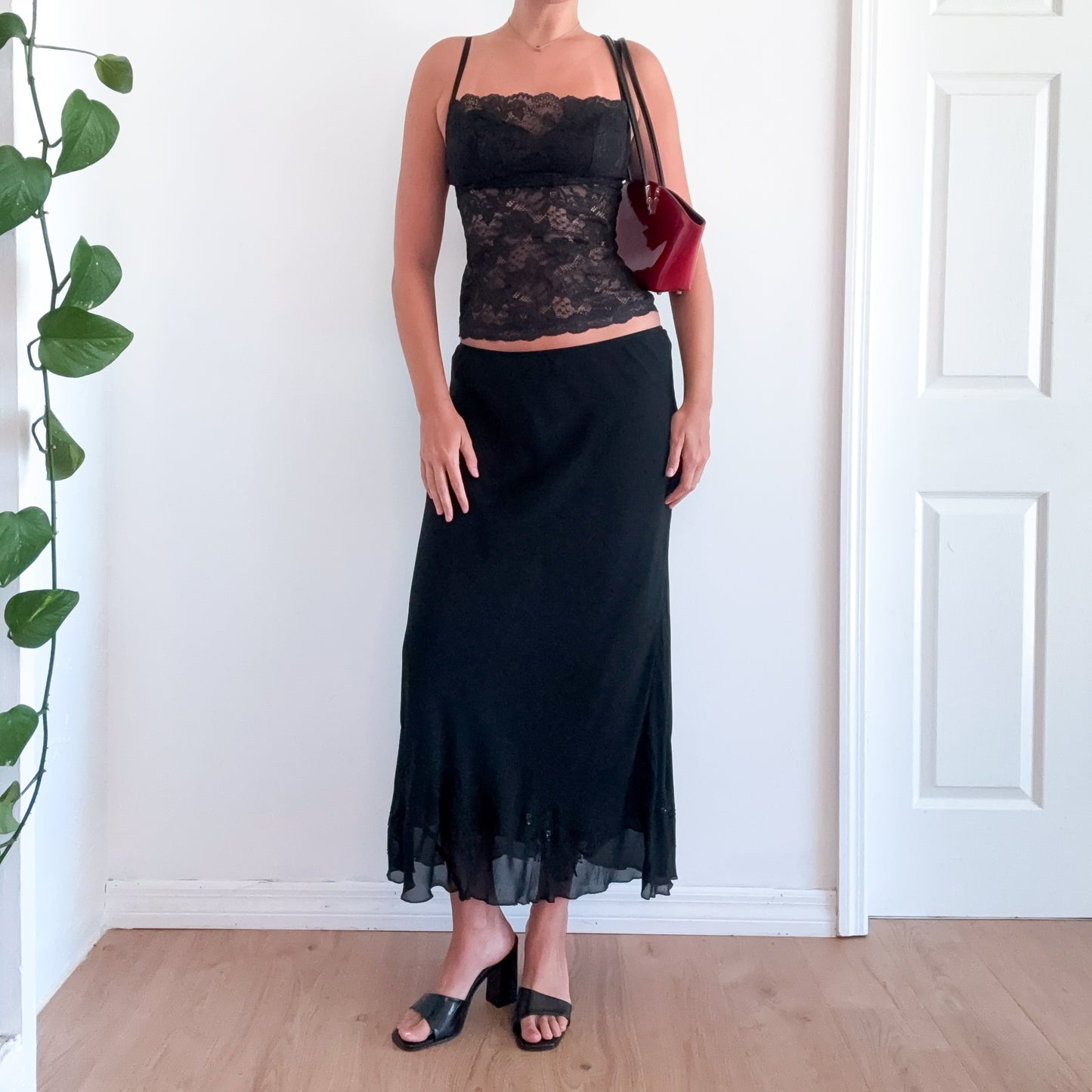 Y2K Black Rayon Embroidered Maxi Skirt / SZ S-M