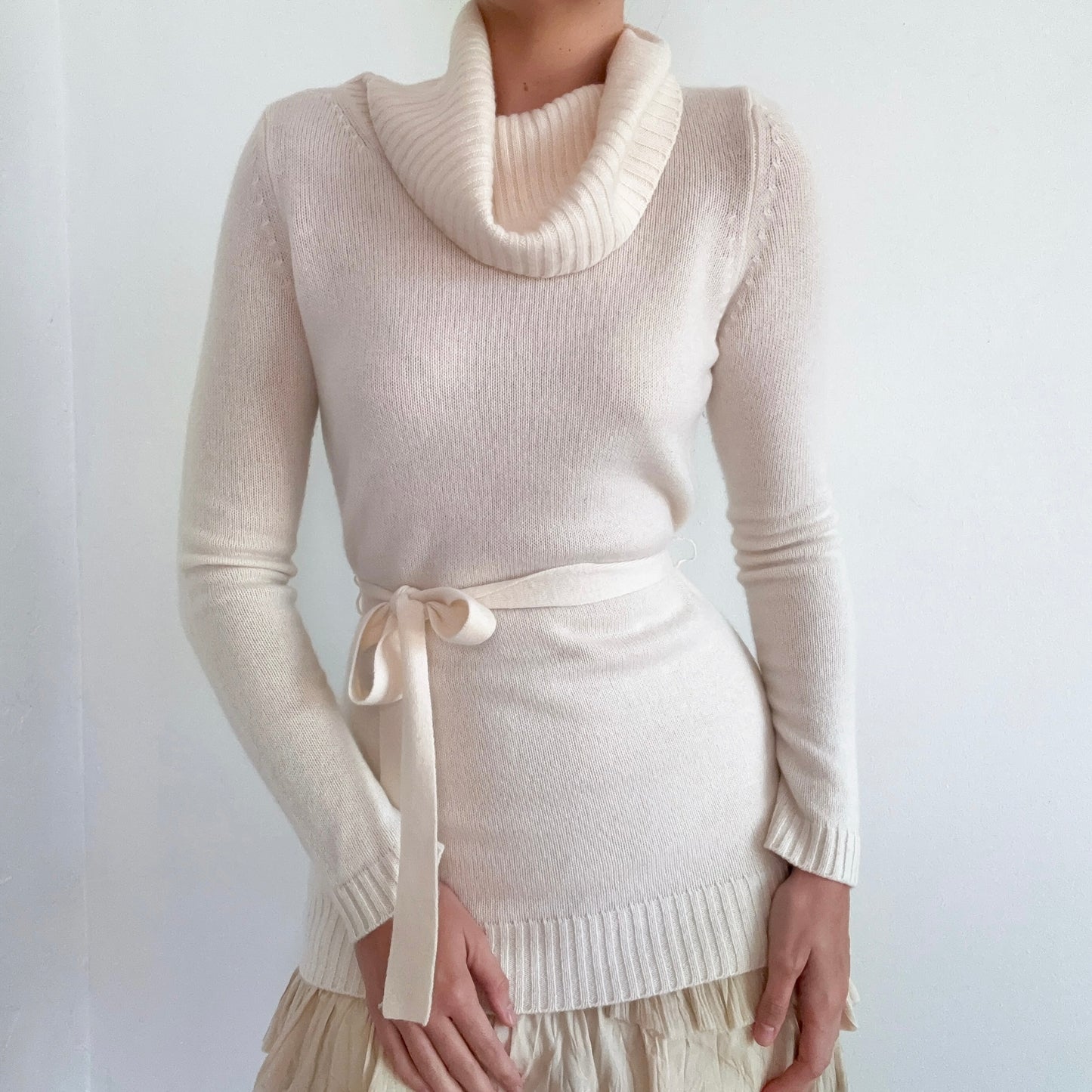 Bloomingdales Cream Cashmere Tie Turtleneck / SZ M