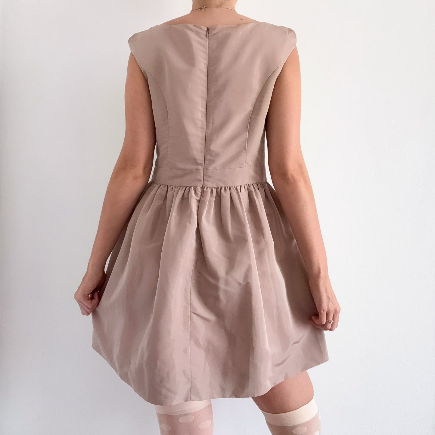 2010's Taupe Pleated Babydoll Dress / SZ M