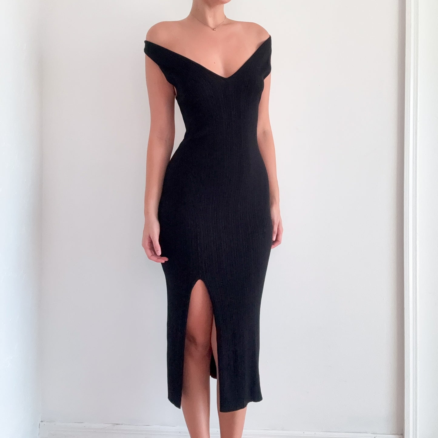 Contemporary Black Ribbed Knit Midi Dress