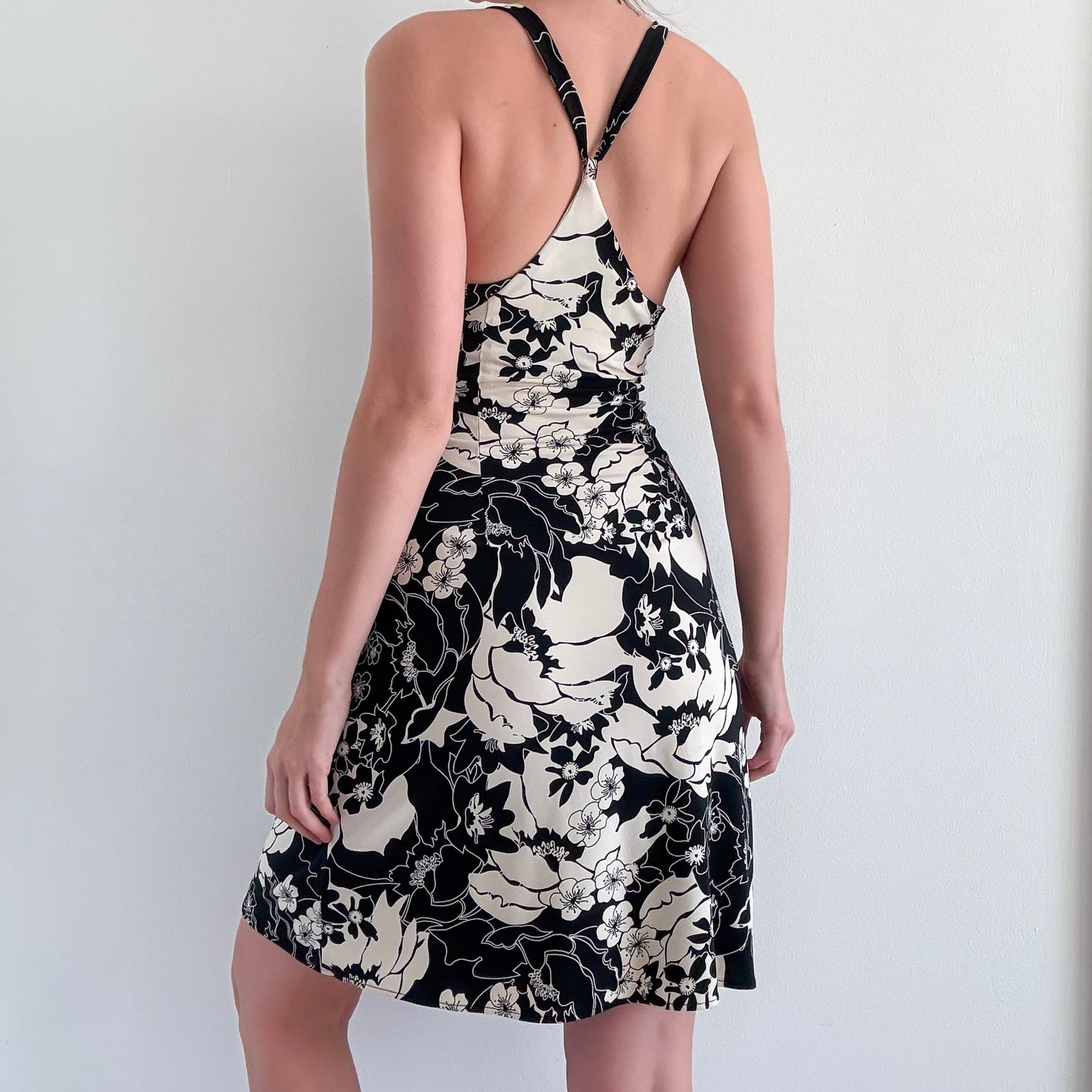 Y2K BCBGMaxAzria Black & Cream Floral Dress / SZ S-M