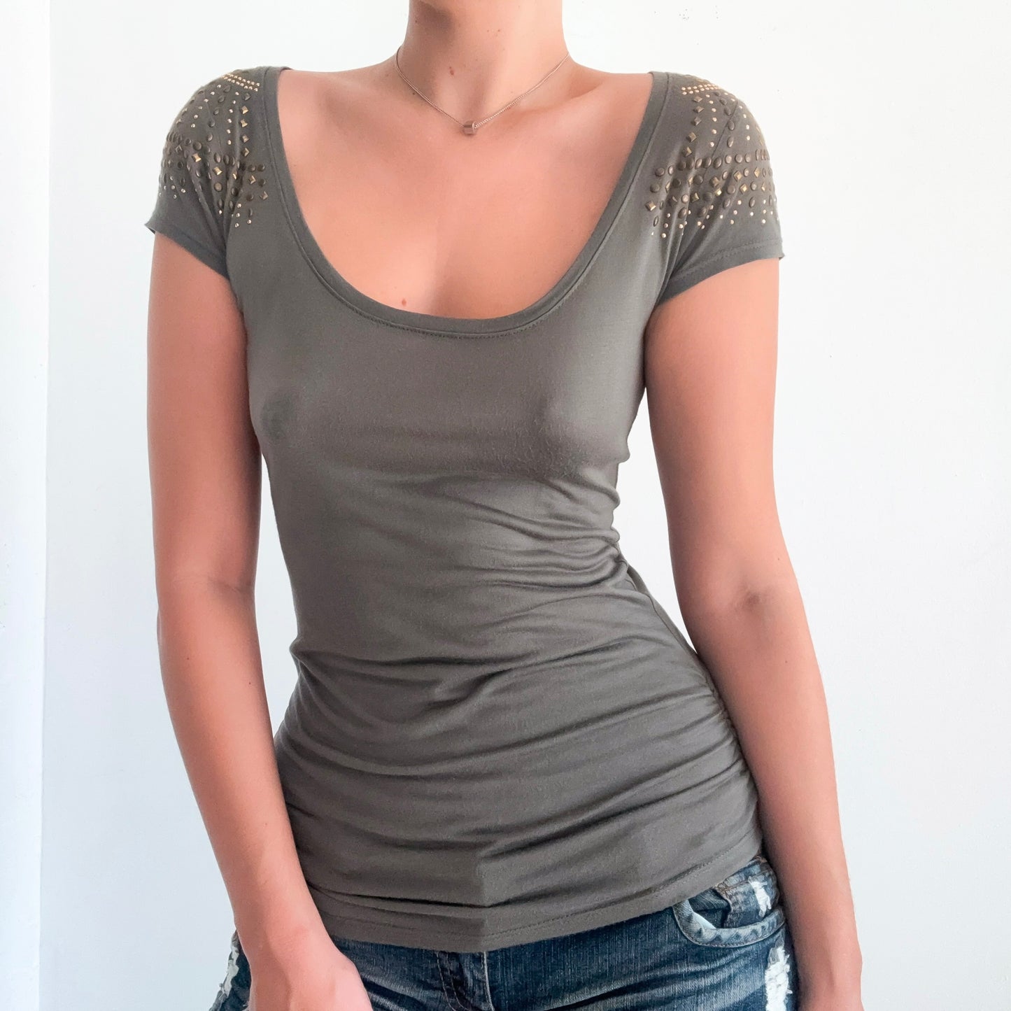 Y2K Cache Army Green Studded Tee / SZ XS-S