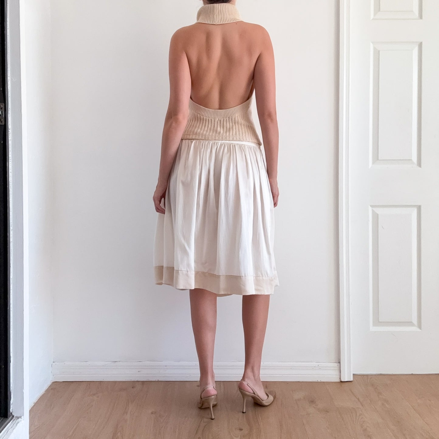 Y2K Vertigo Cream Silk Pleated Midi Skirt / SZ 4-8