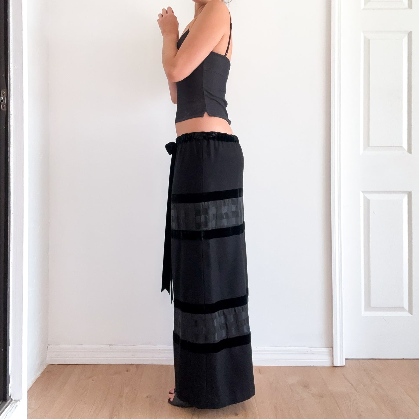 70's Black Wool Velvet Maxi Skirt / SZ S-M