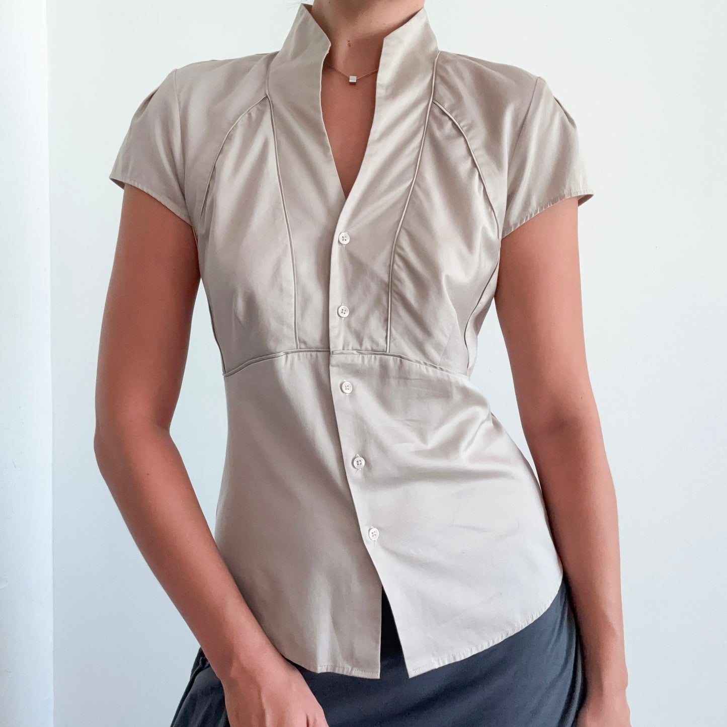 Y2K Beige Button Blouse / SZ S/M