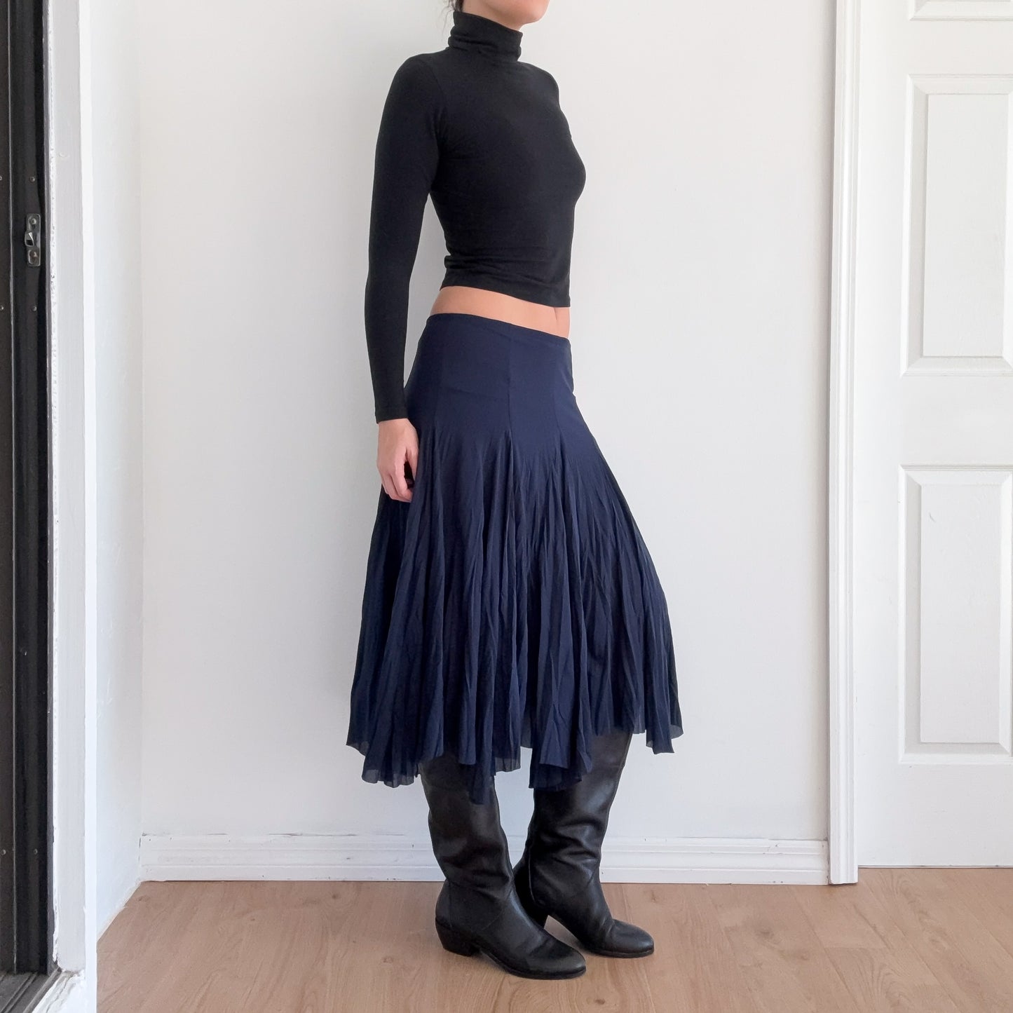 Y2K Navy Mesh Crinkle Pleat Midi Skirt / SZ M