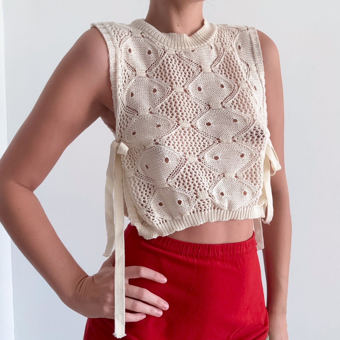Contemporary Cream Knitted Tie Top / SZ M-L
