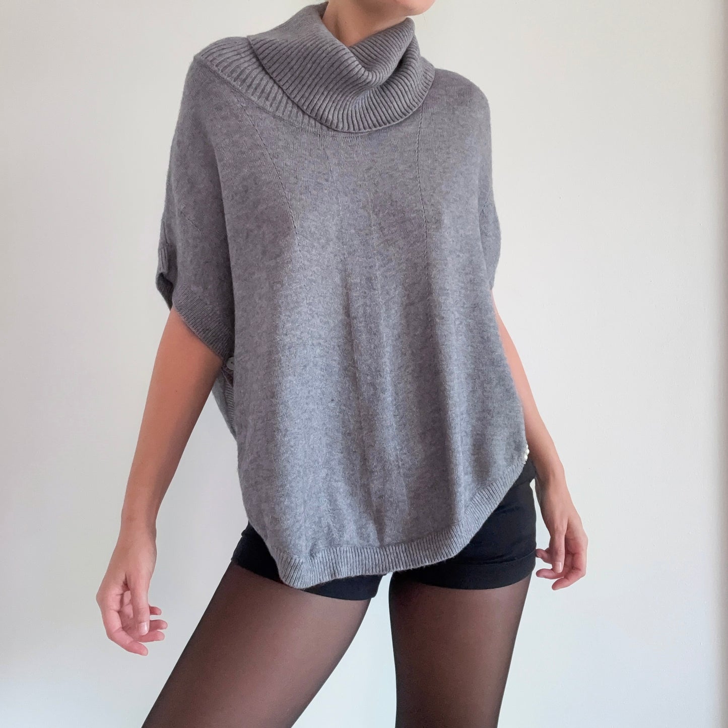 Y2K Grey Knit Turtleneck Poncho Top / SZ M
