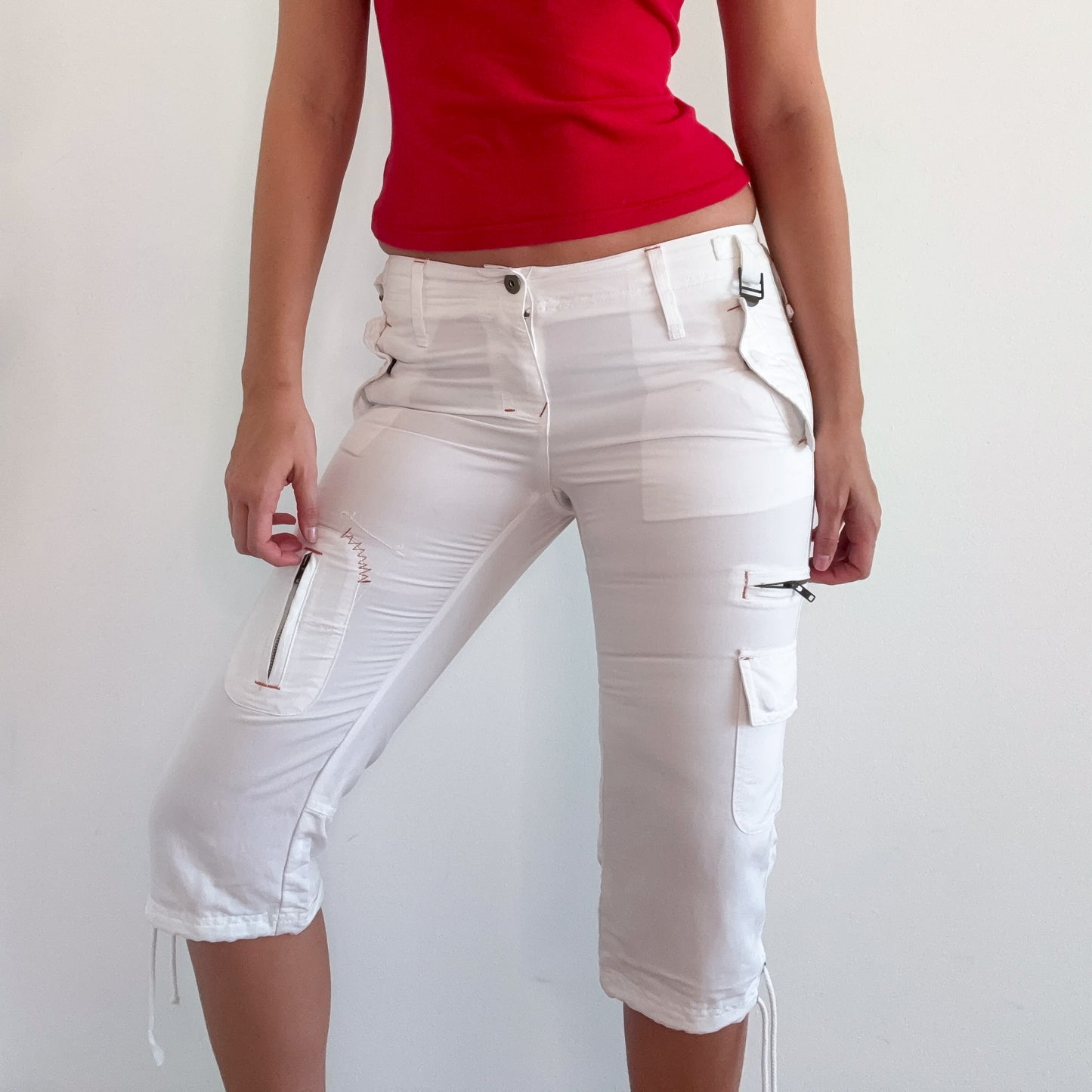 Y2K White Cargo Capri's / SZ 6