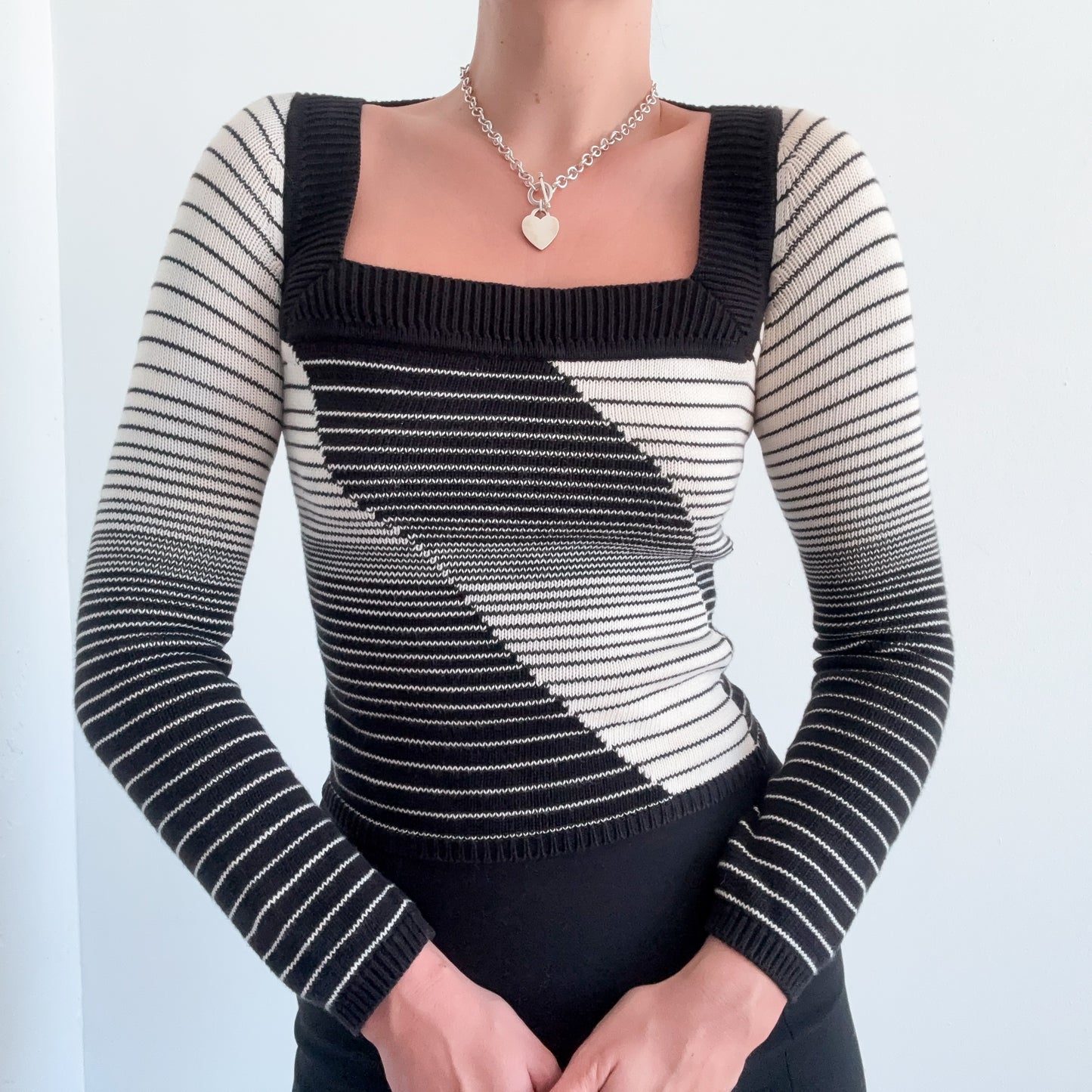 90's Armani Exchange Ivory & Black Knit Sweater / SZ XS