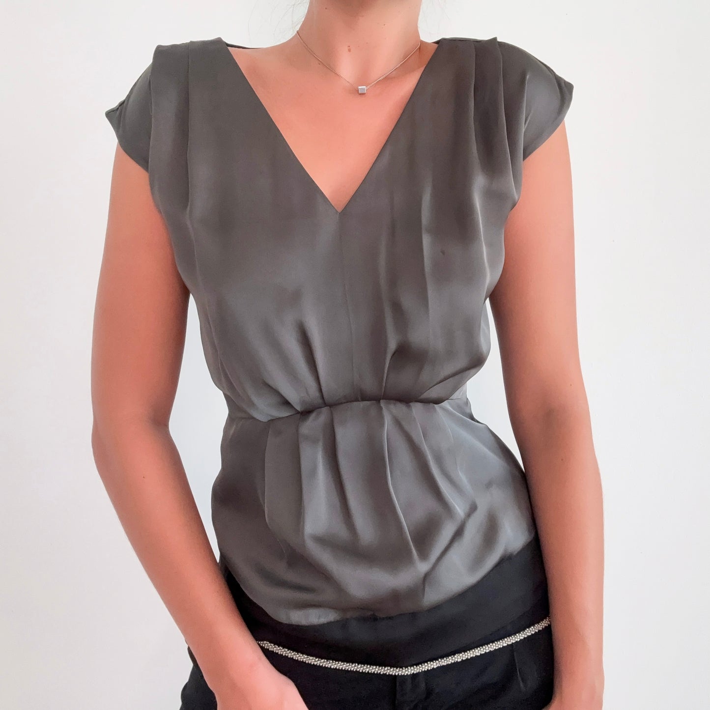 2010's Grey & Black Satin Blouse / SZ XS