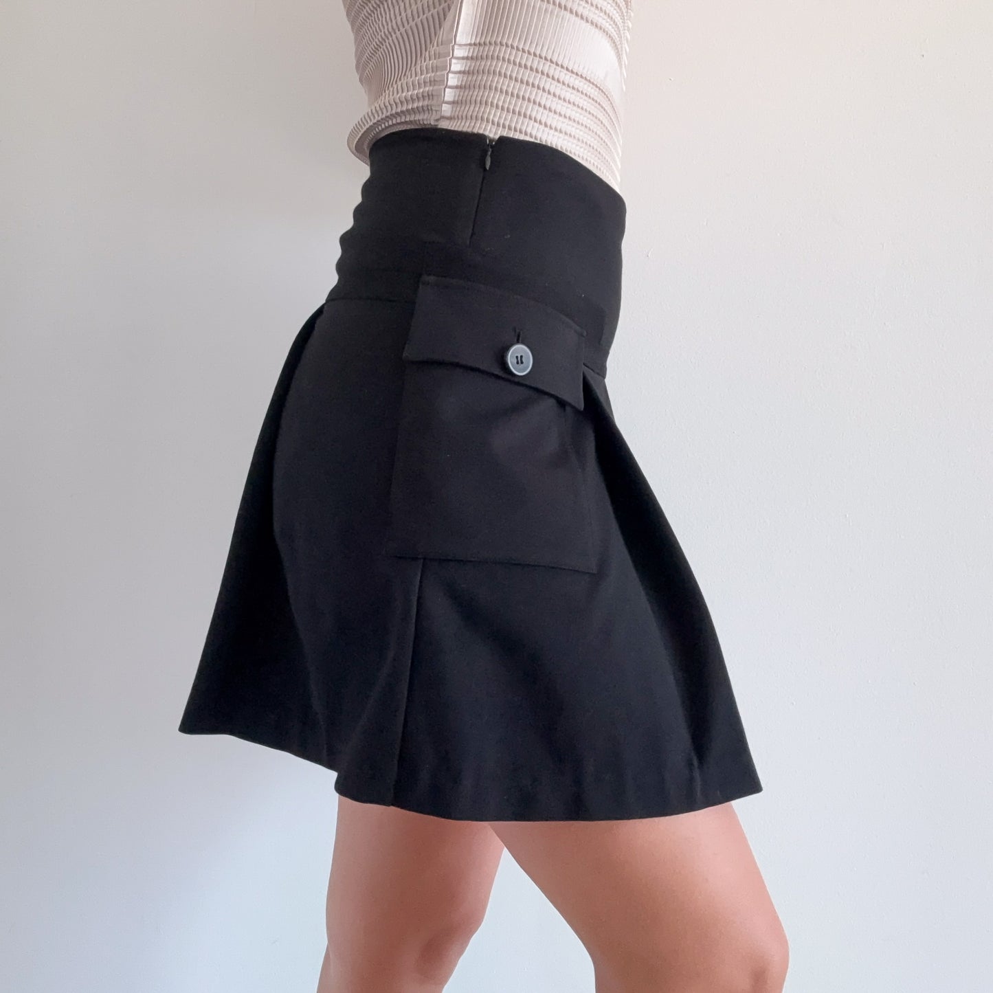Y2K Diane vonFurstenberg Black Pleated Skirt / SZ 2-4