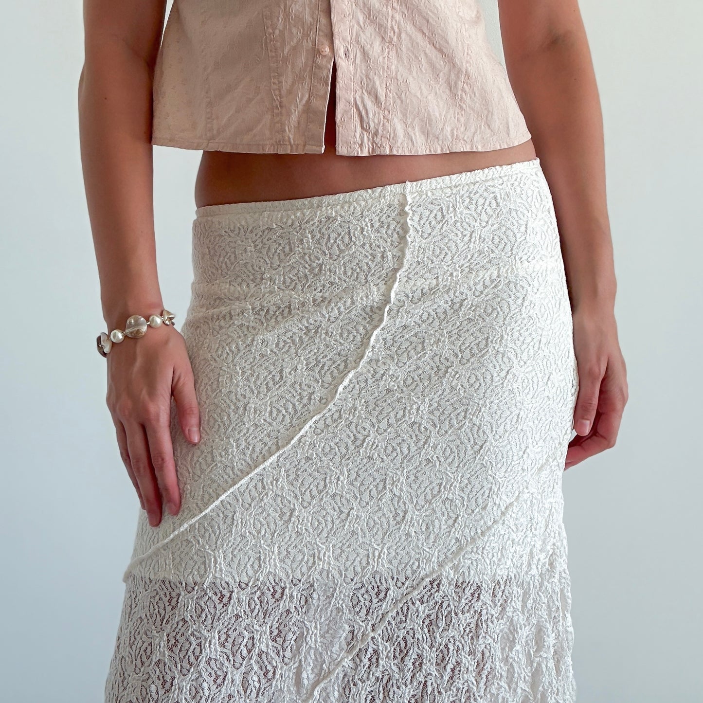 Ivory Lace Asymmetric Maxi Skirt / SZ S-M