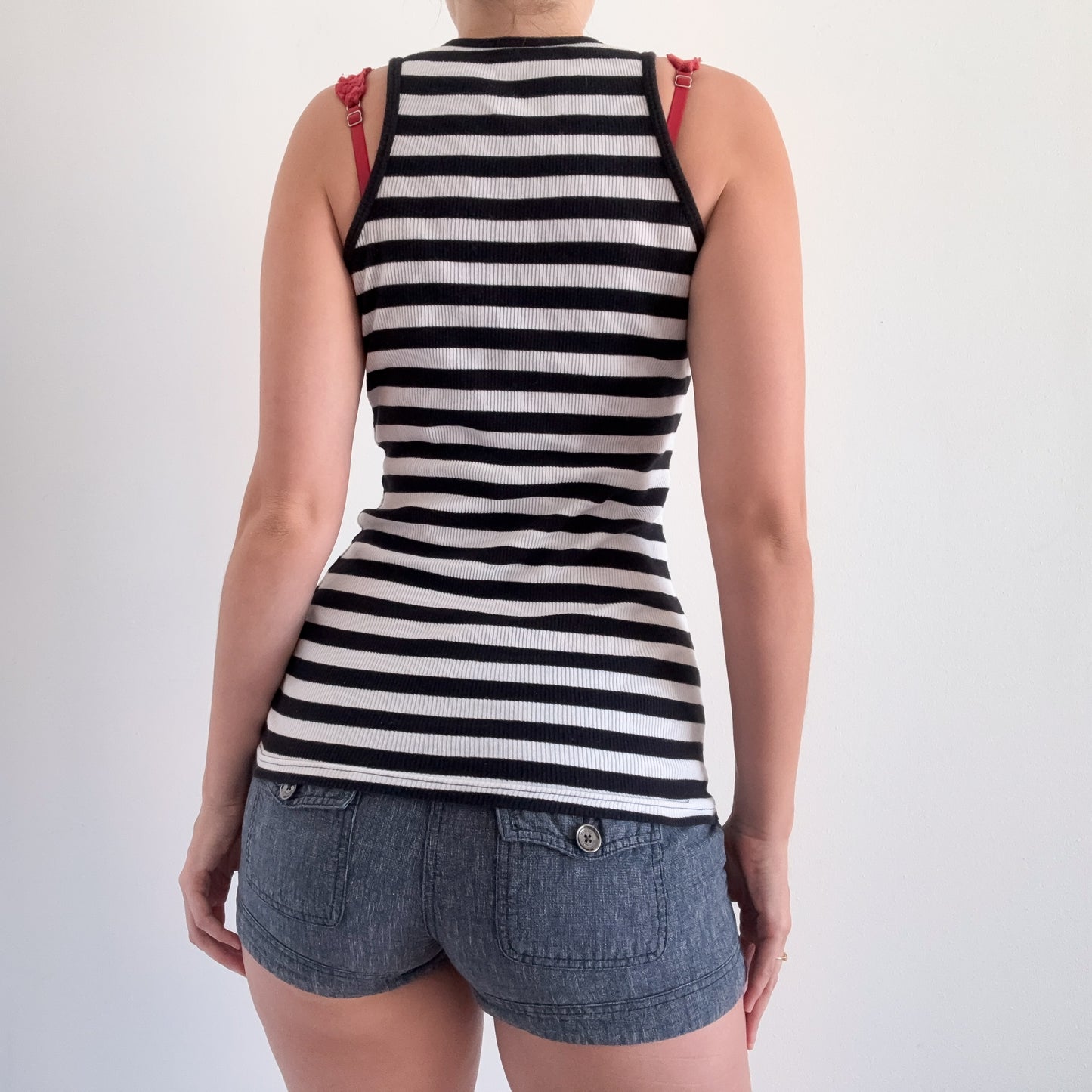 Y2K Black & White Striped Tank / SZ S-M