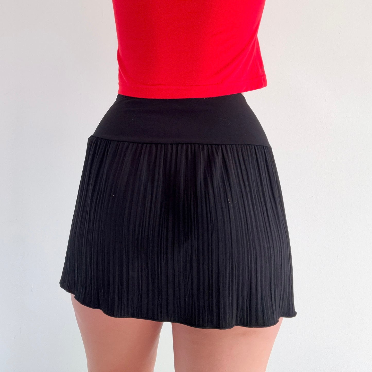 Y2K Black Drop Waist Pleated Mini Skirt / SZ S