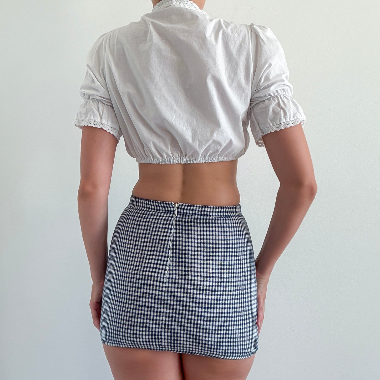 Reformation Blue Gingham Linen Mini Skirt / SZ 0/2