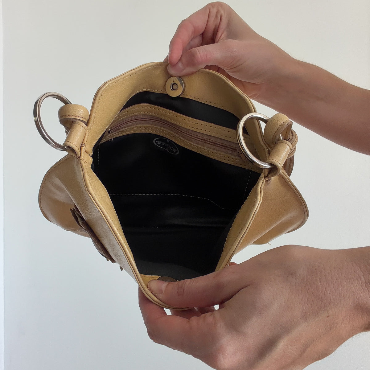 Y2K Italian Honey Leather Rosette Handbag