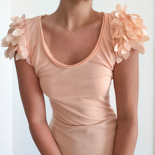 Y2K Apricot Petal Sleeve Tee / SZ XS/S