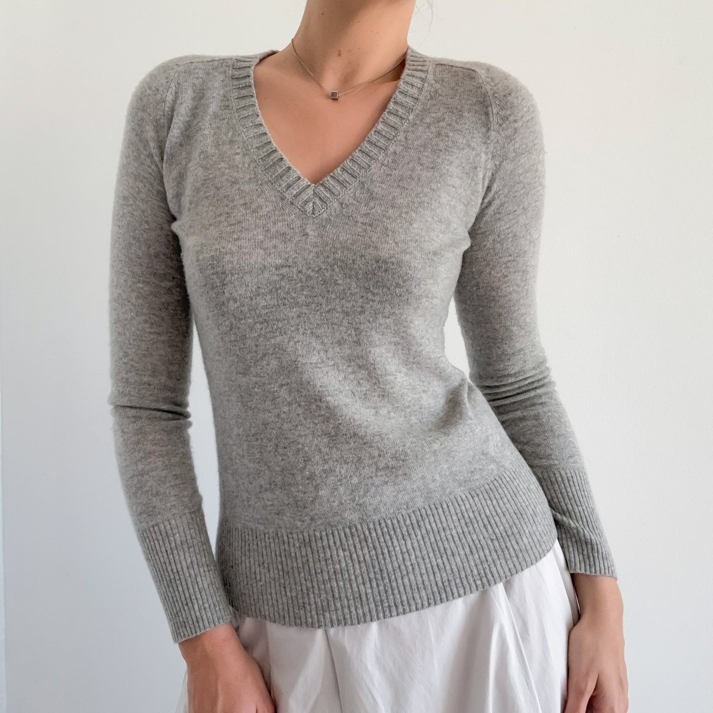 J.Crew Grey Wool Cashmere V-Neck / SZ XS/S