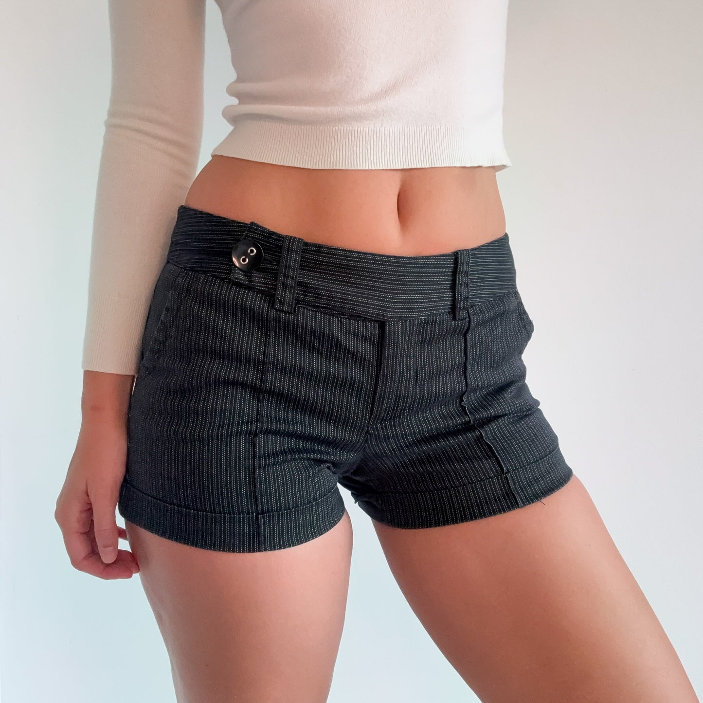 Y2K Candie's Black Pinstripe Shorts / SZ 6/8
