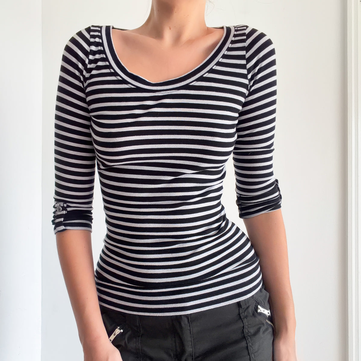Y2K Black & White Striped Top / SZ S