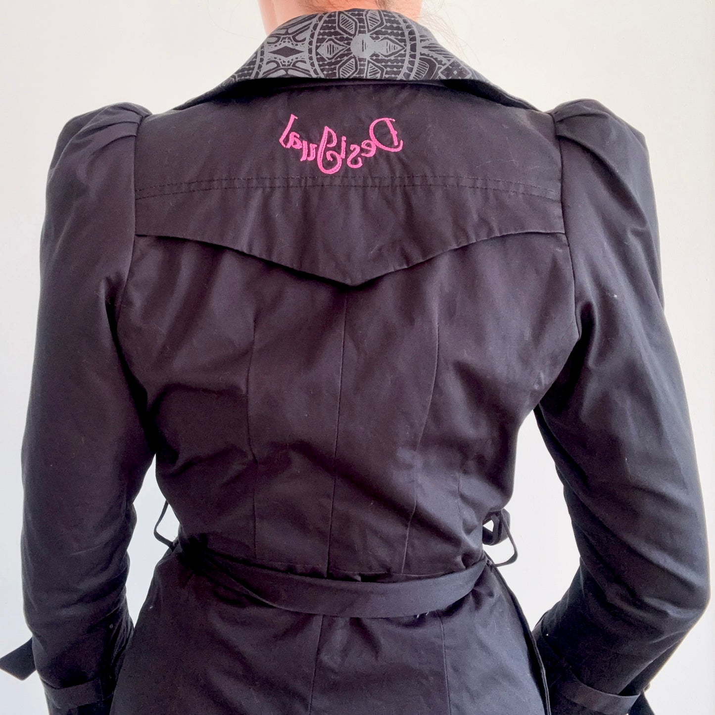 Y2K Desigual Black & Purple Trench Coat / SZ XS/S