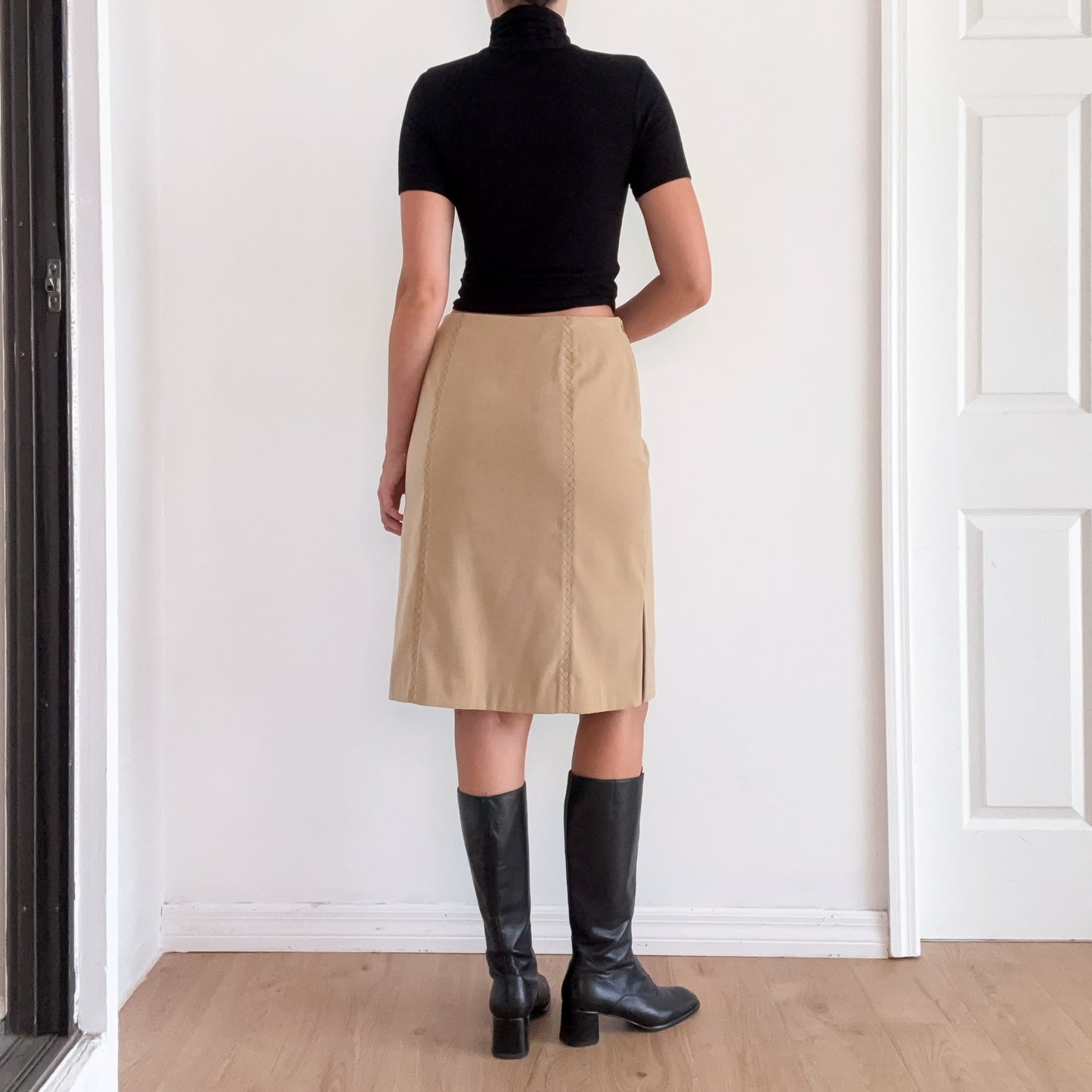 Y2K Tan Faux Suede Midi Skirt / SZ 8