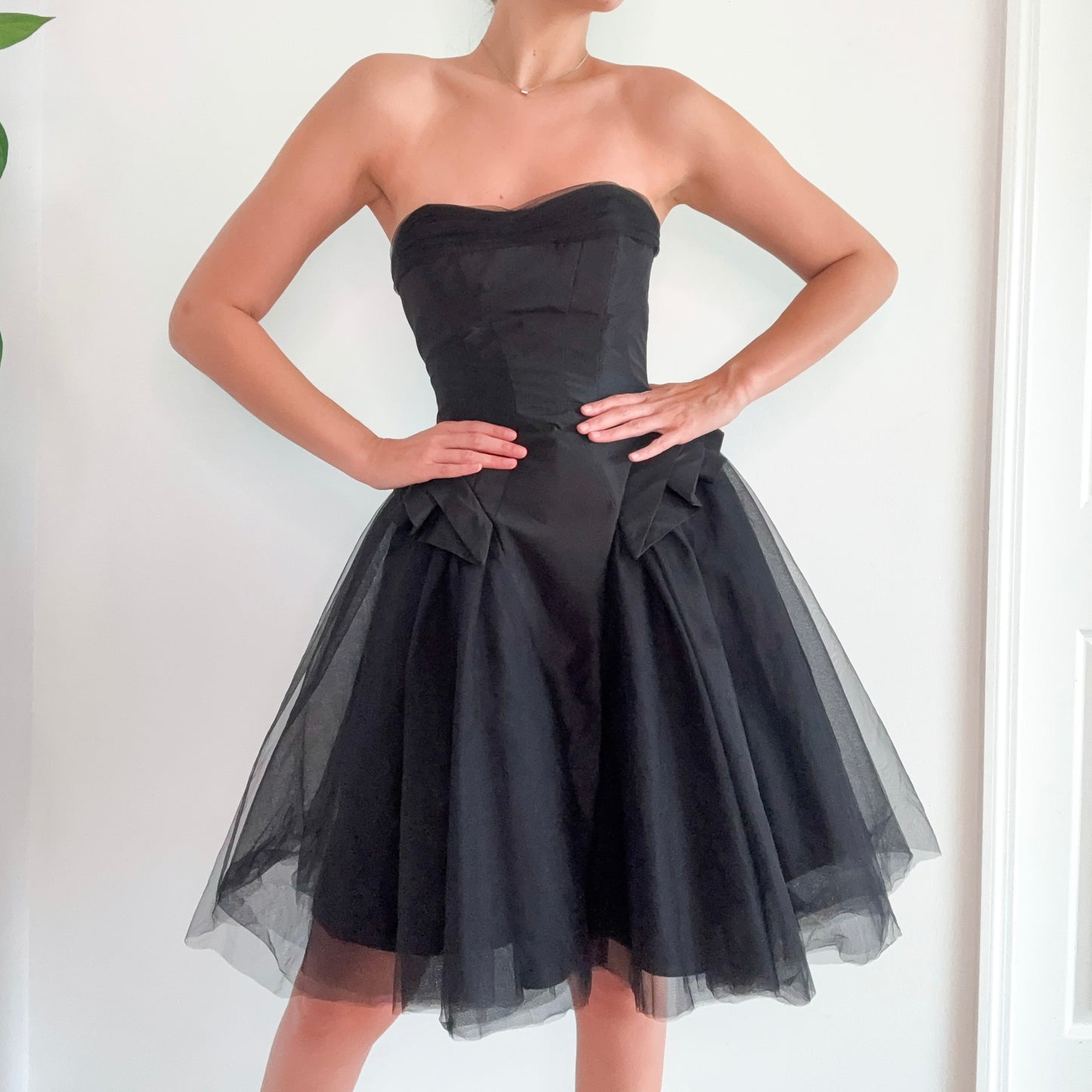 Y2K Truly Zac Posen Black Cocktail Dress / SZ 4