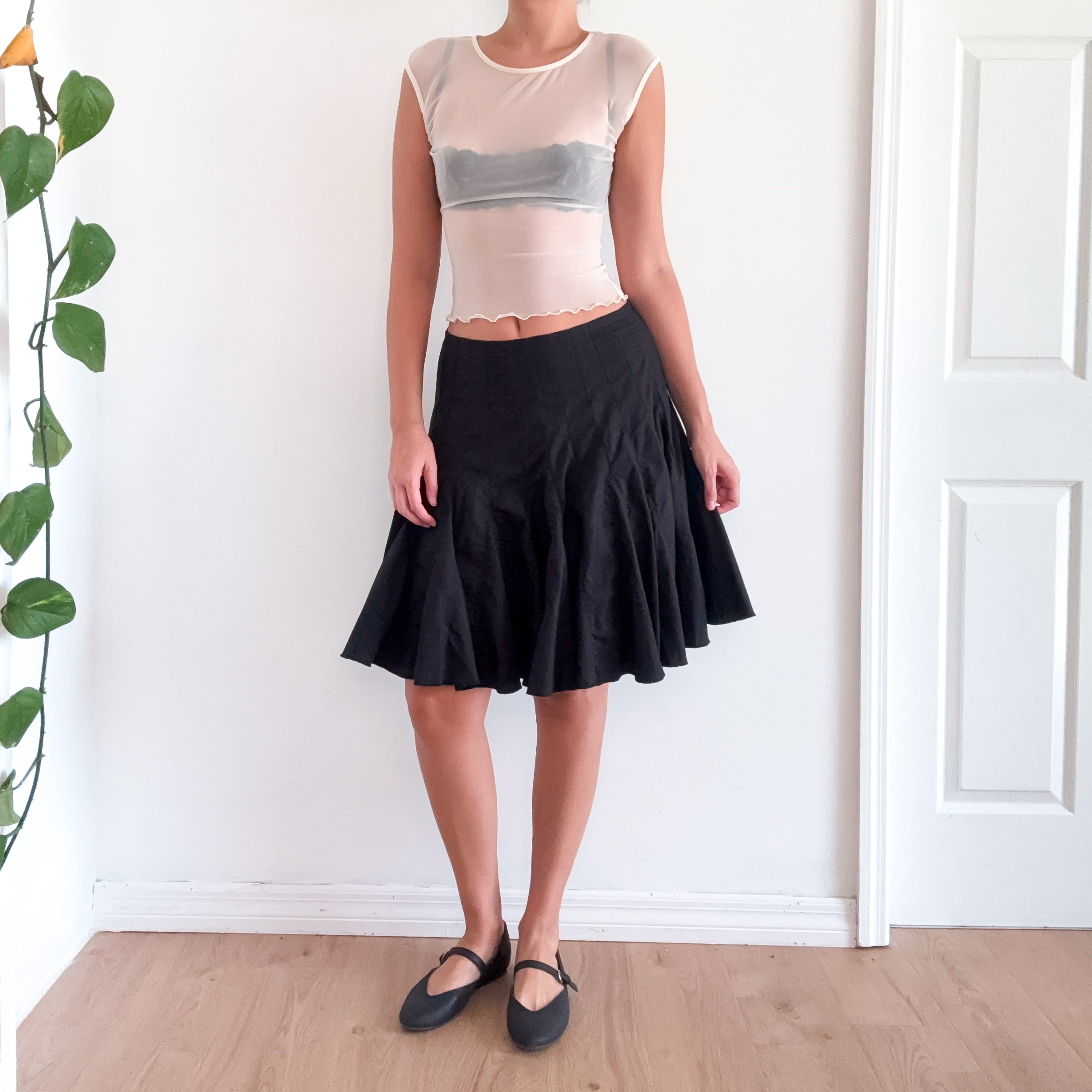 Y2K Black Cotton Pleated Midi Skirt / SZ S – ivia retró