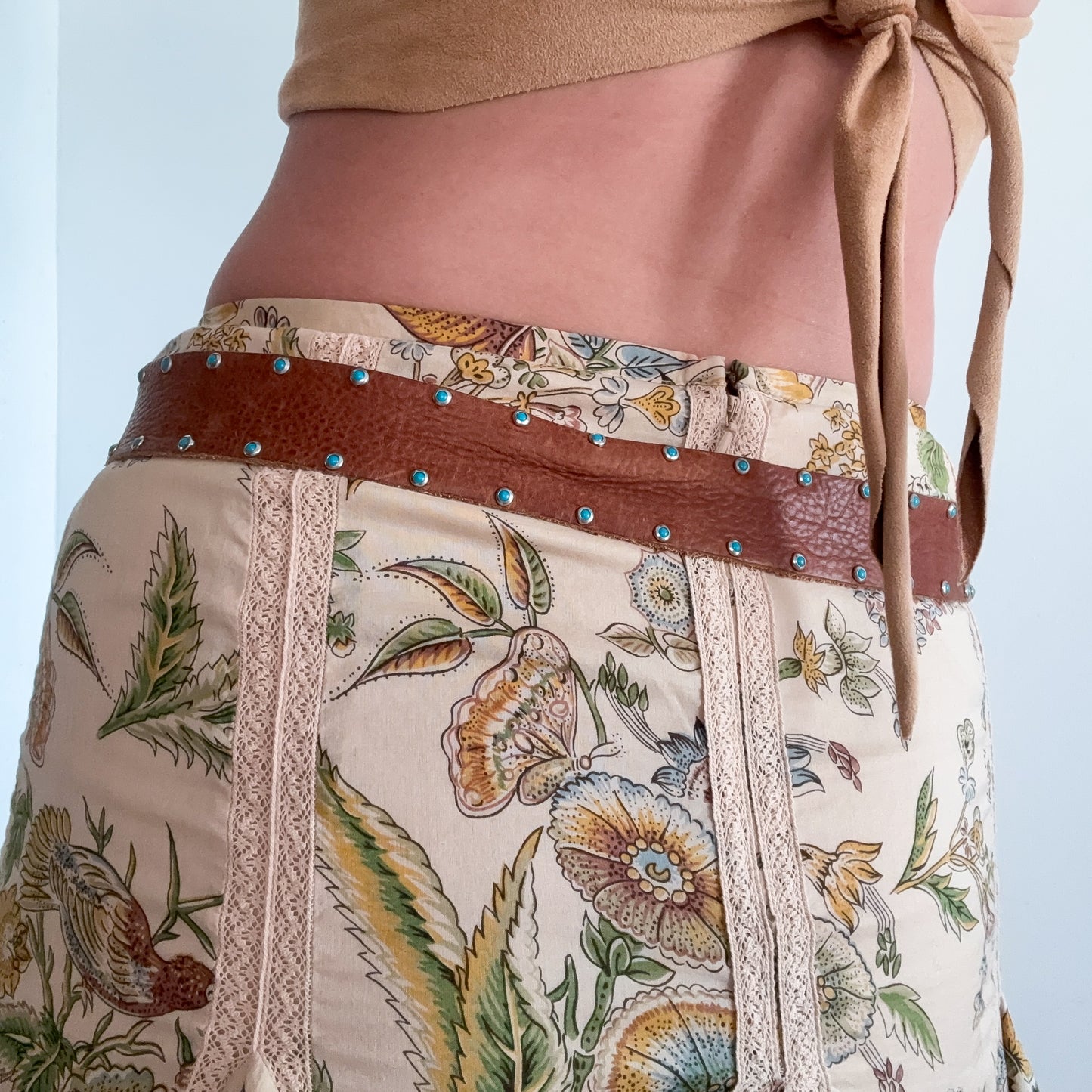 Y2K Light Brown Suede Turquoise Studded Belt / SZ M/L