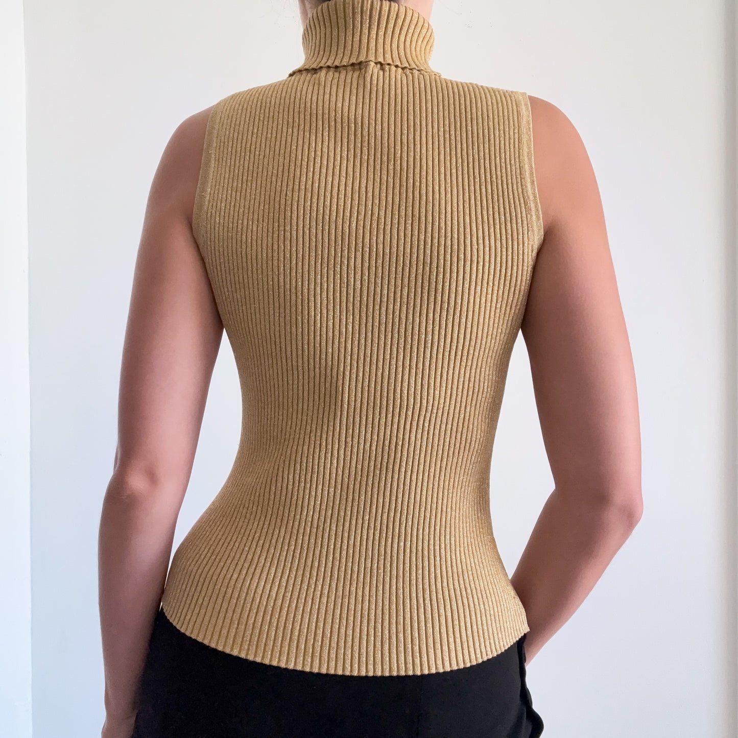90's Gold Metallic Knit Turtleneck / SZ S/M