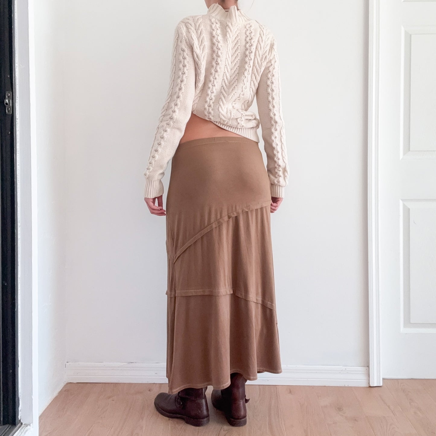 Y2K Camel Faux Suede Maxi Skirt / SZ M