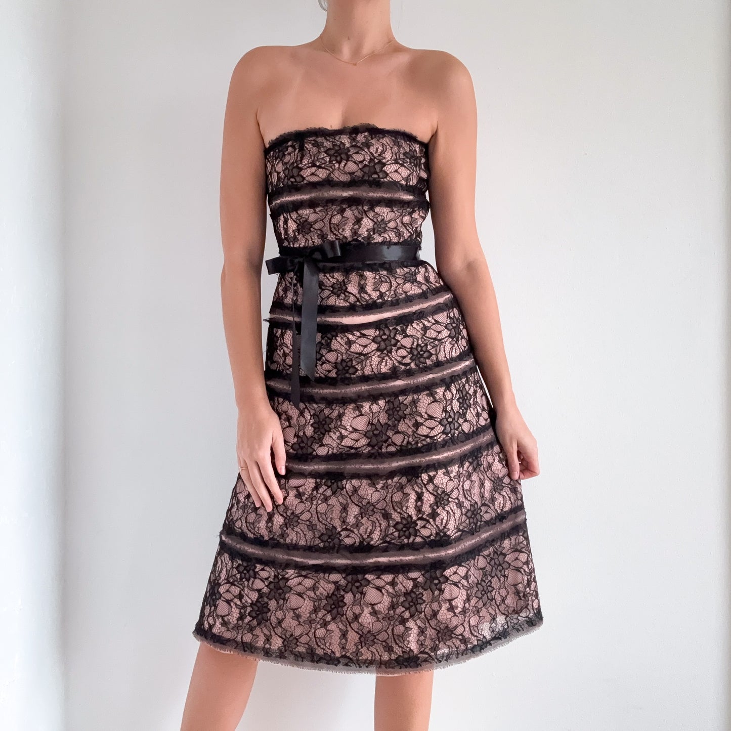Y2K BCBGMaxAzria Black & Blush Lace Cocktail Dress / SZ 6