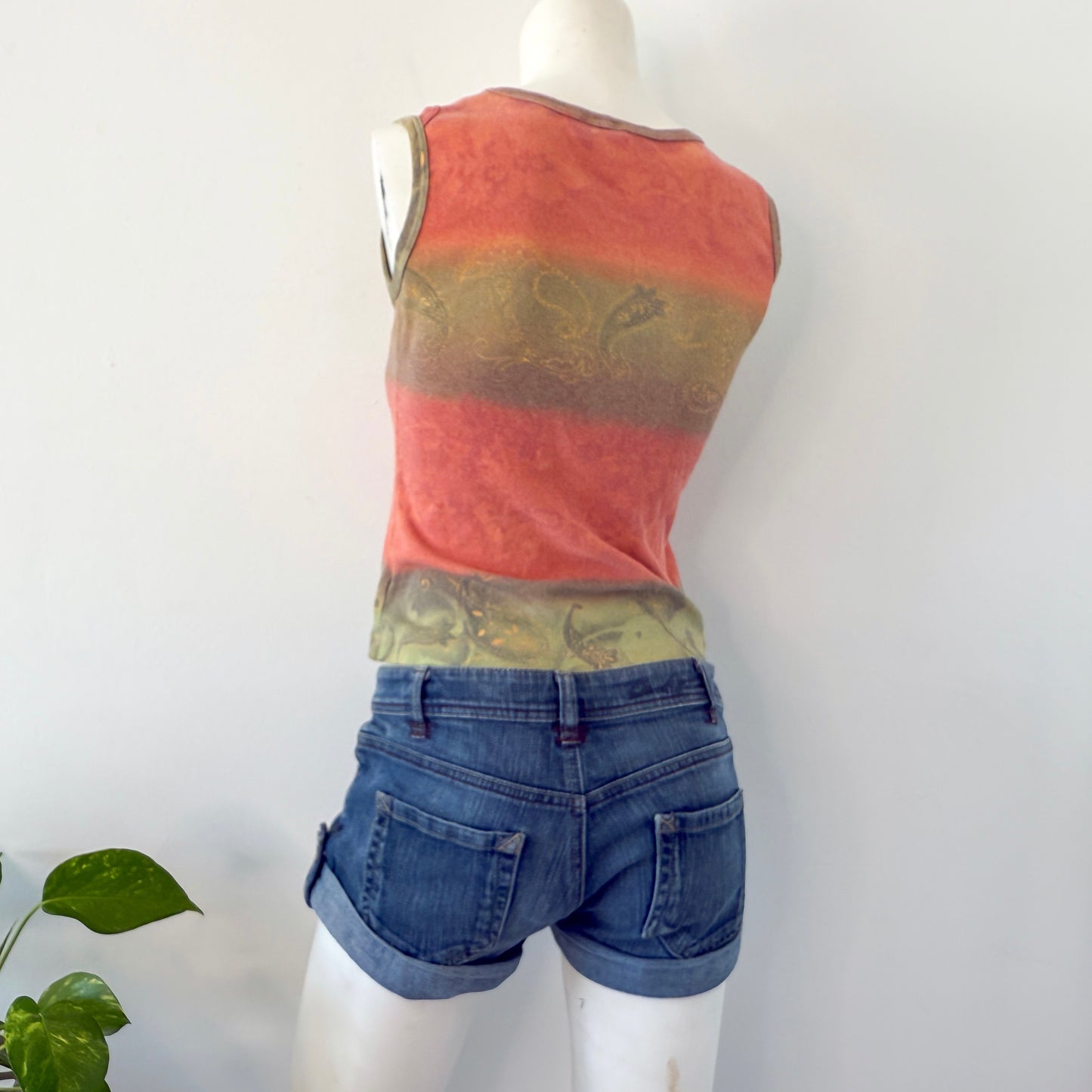 Y2K DKNY Jeans Denim Shorts / SZ 2